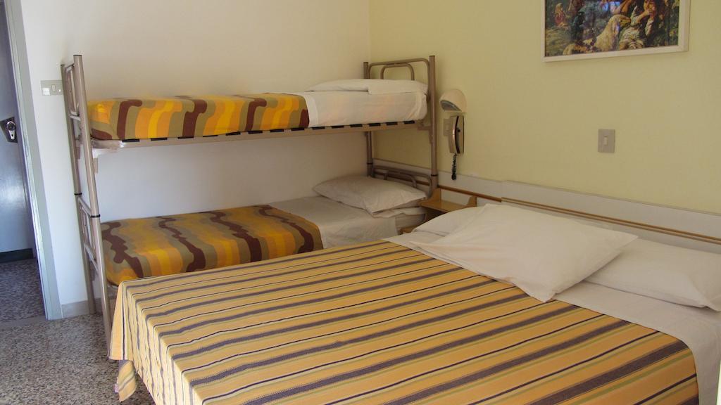 Hotel Toledo Rimini Phòng bức ảnh