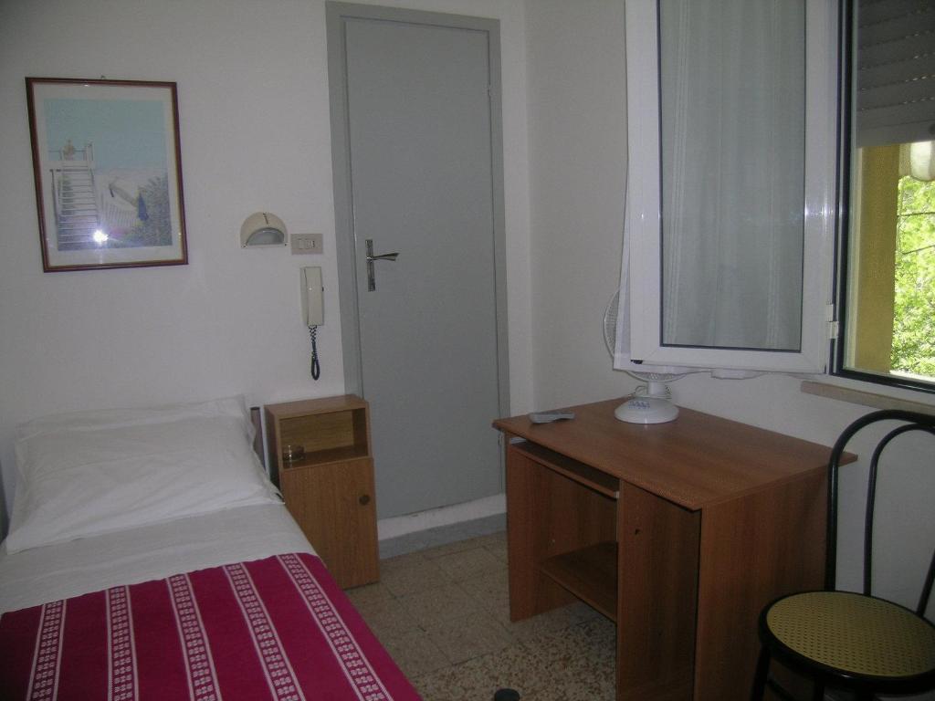 Hotel Toledo Rimini Ngoại thất bức ảnh